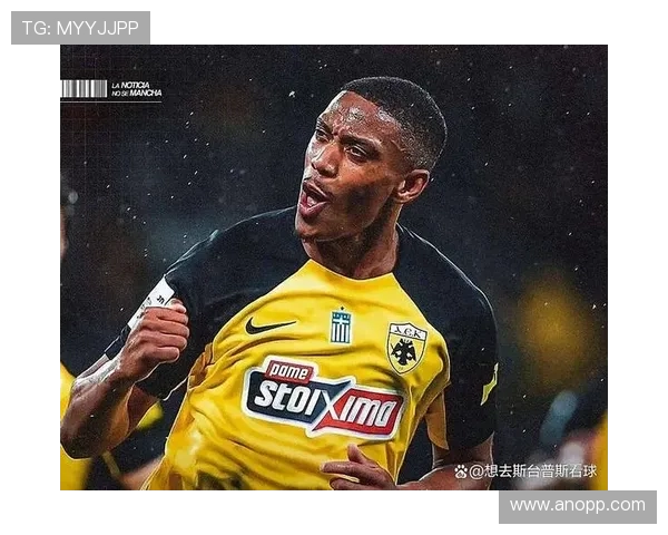 马夏尔墨超赛场肩脱臼被抬离场