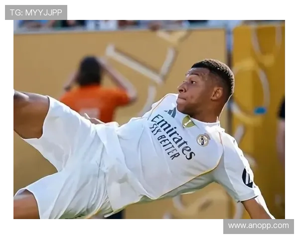 阿森西奥伤退揪心赫伊森父子嬉笑